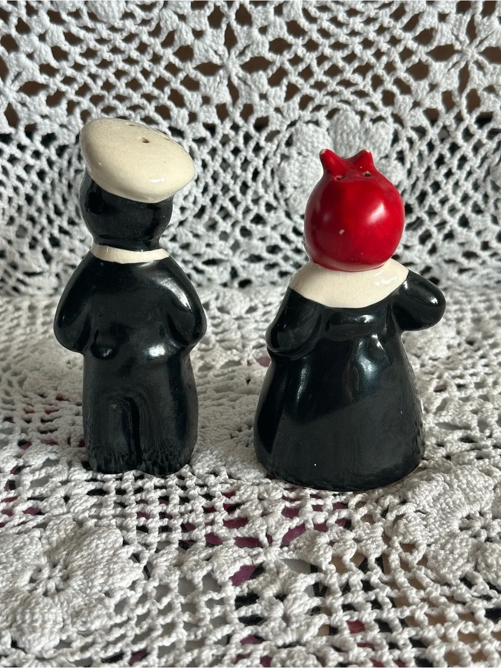 F&F Black & White Ceramic Salt and Pepper Shaker Set with Red Accents